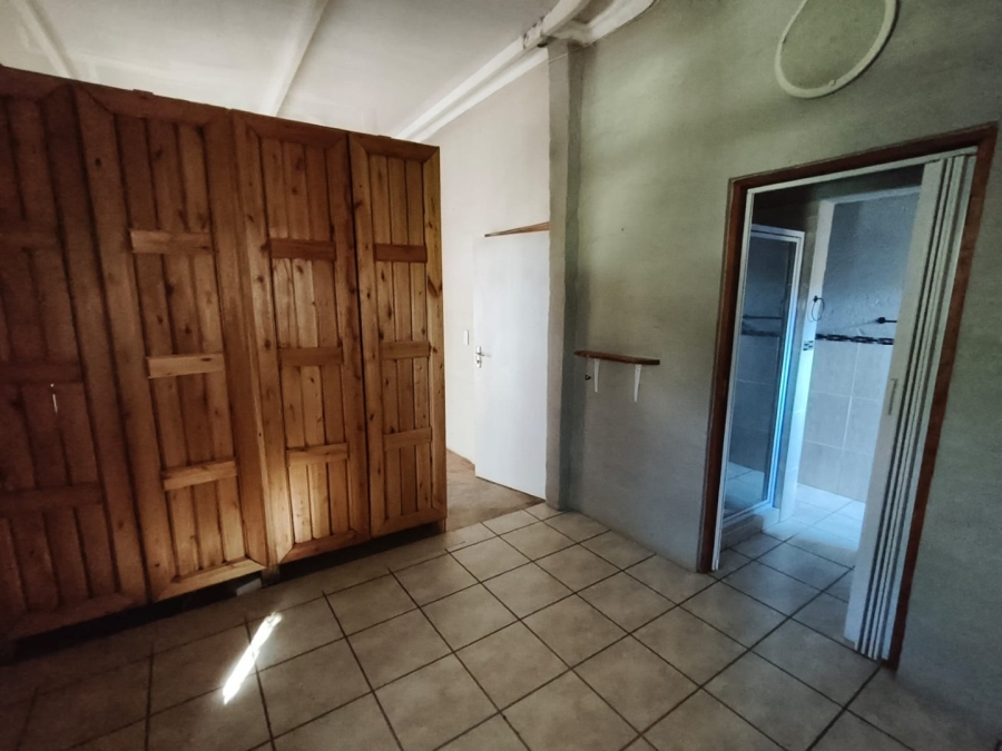 5 Bedroom Property for Sale in Mooinooi North West